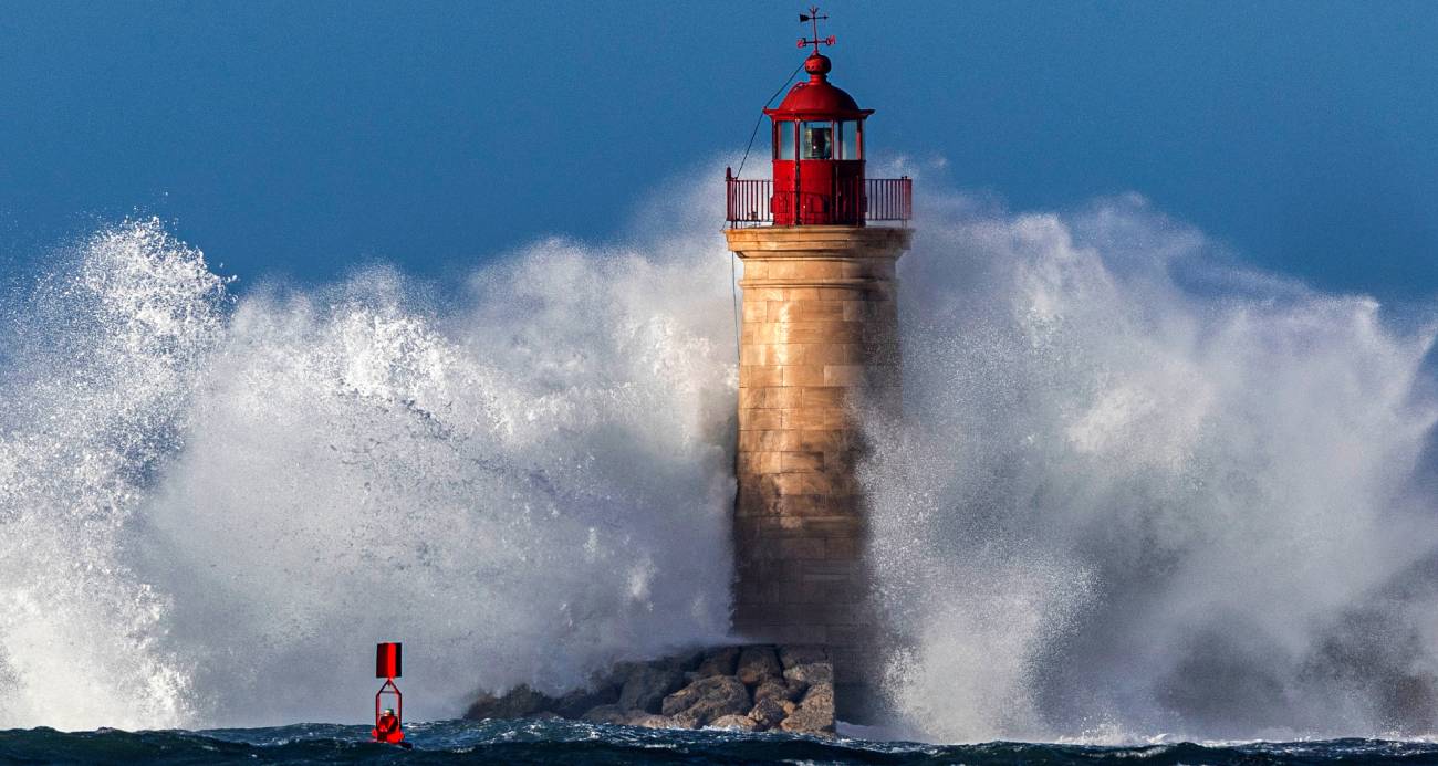Nils Fırtınası, İspanya ve Portekiz'i kırmızı alarma geçirdi