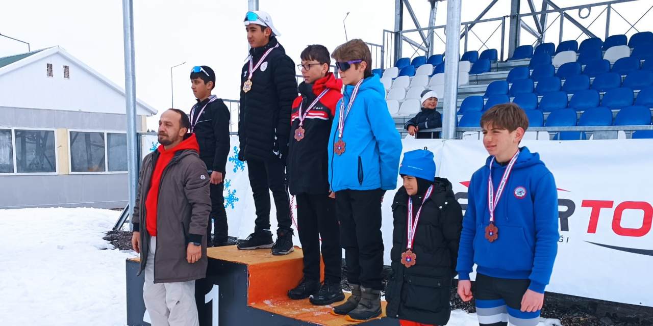 Biathlon yarışlarında Hakkârili sporculardan 32 derece
