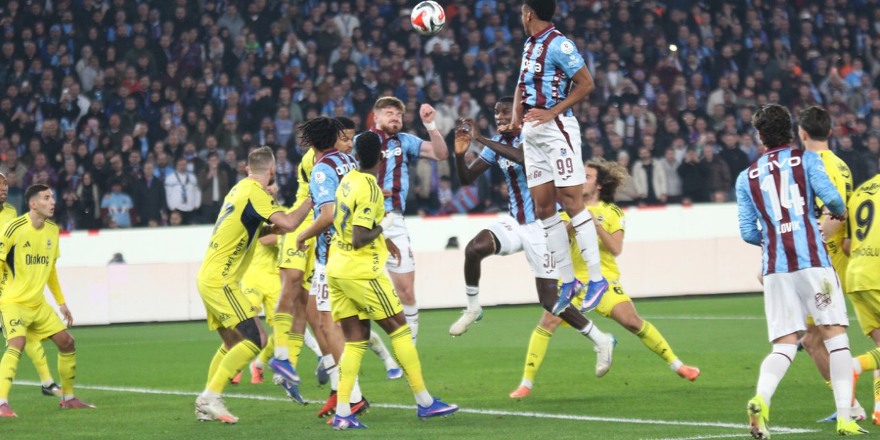 5 gollü düelloda zafer Fenerbahçe'nin