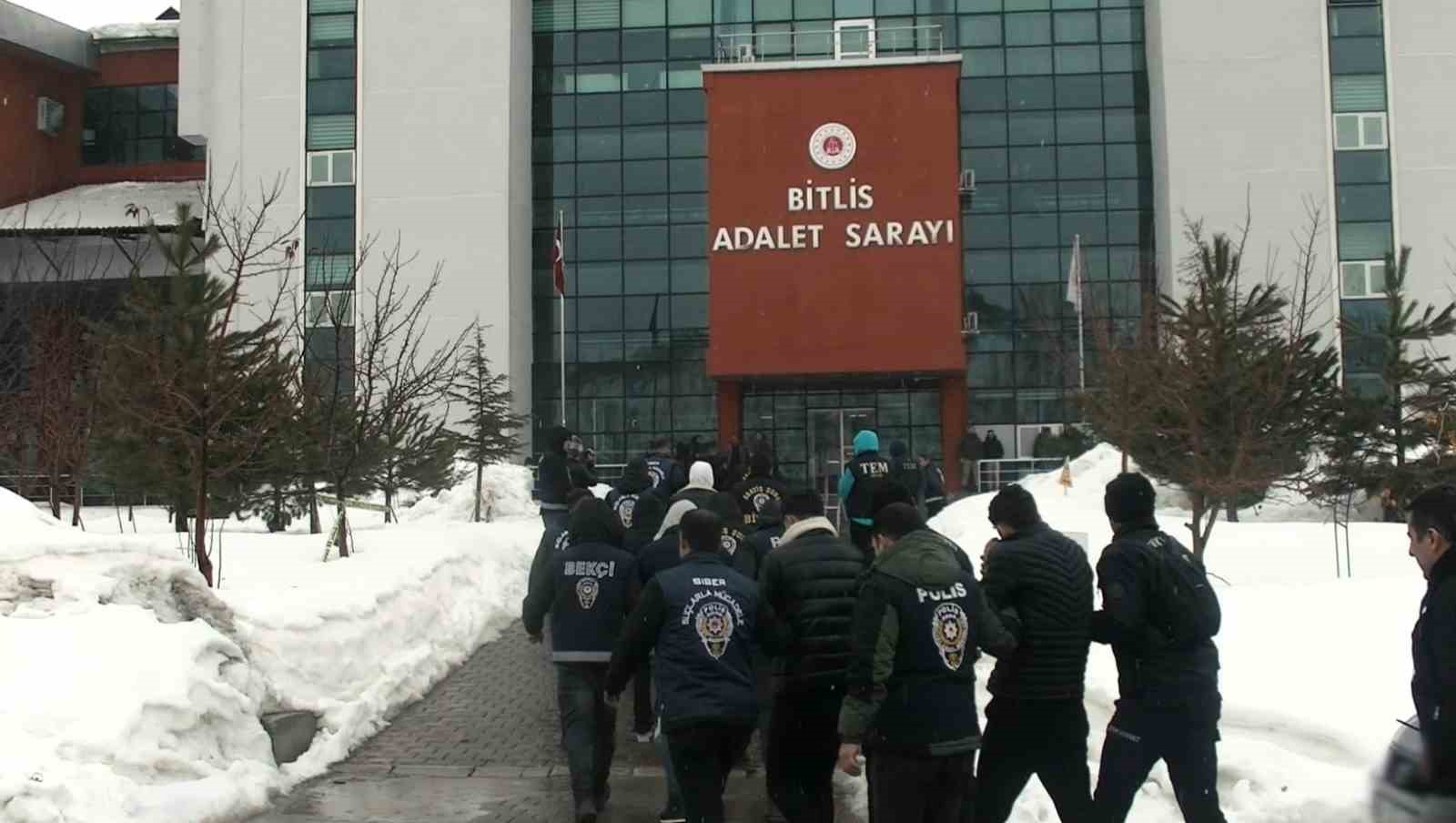 Bitlis merkezli yasa dışı bahis operasyonunda 24 şahıs tutuklandı