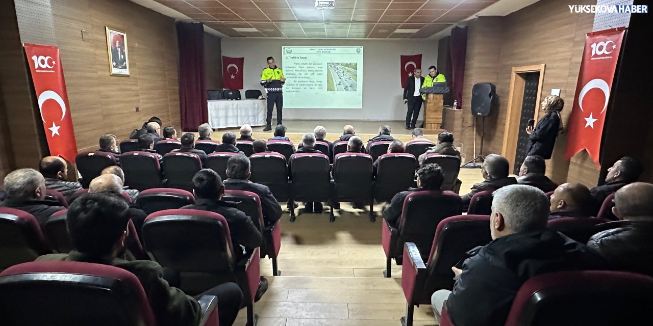 Yüksekova’da verilen trafik eğitiminde korsan taşımacılık uyarısı yapıldı