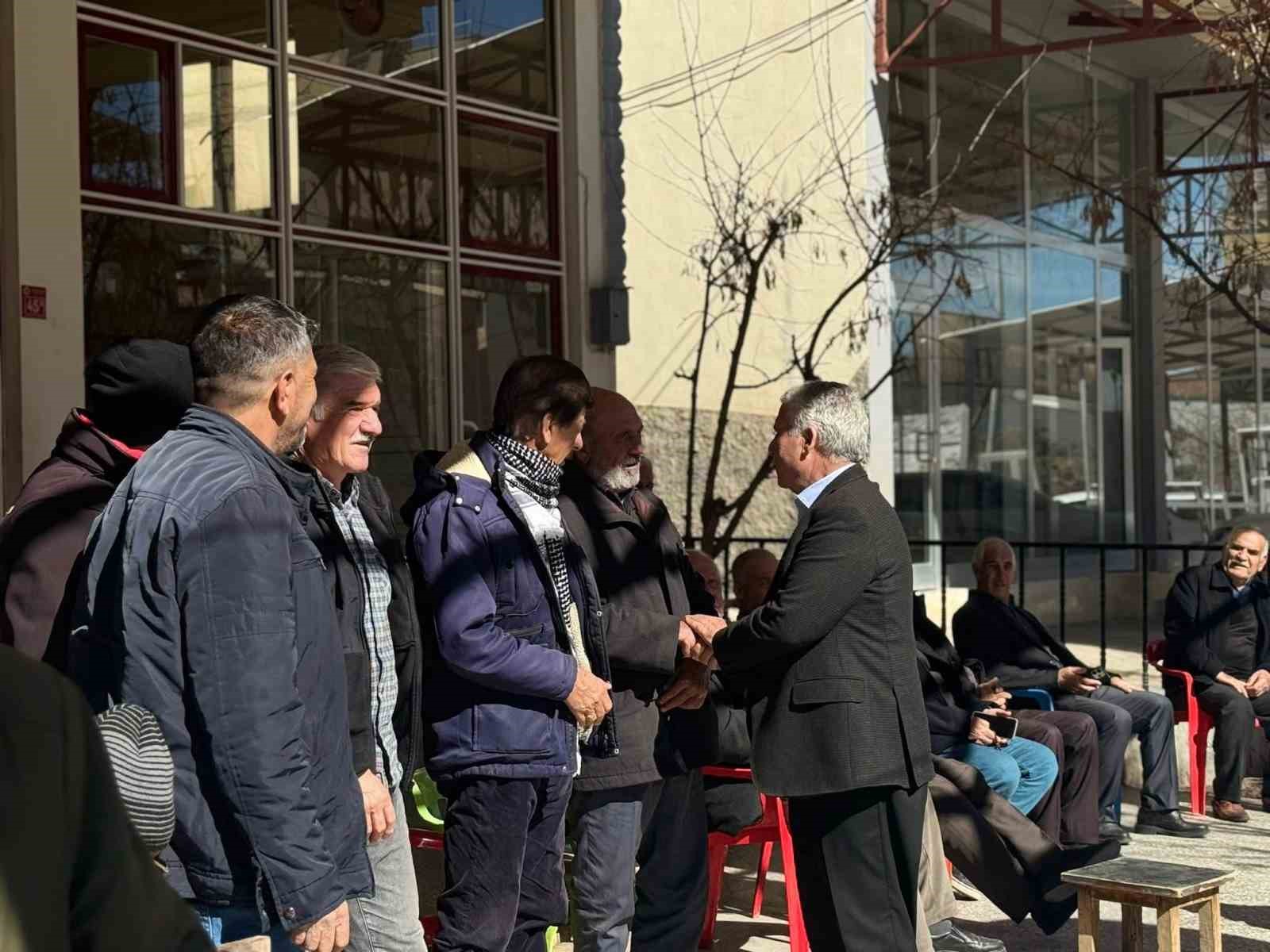 Başkan Karamehmetoğlu, vatandaşlarla buluştu