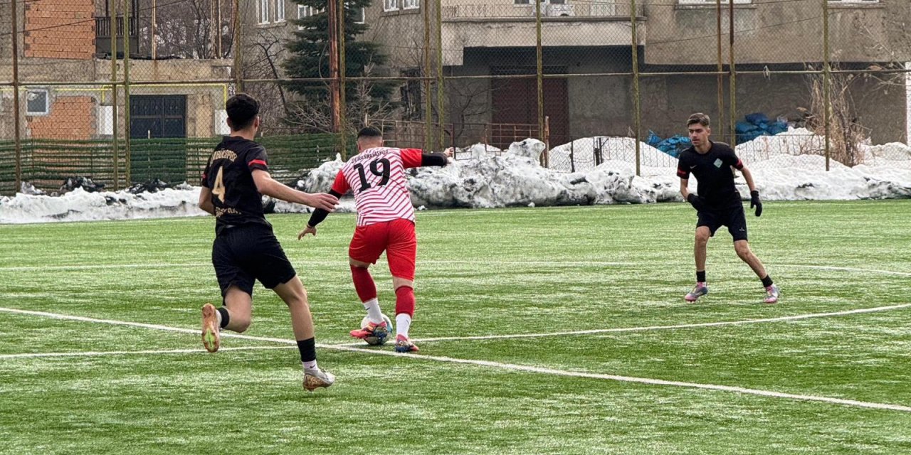 Durankayaspor ile Şemdinli Belediyespor karşı karşıya gelecek