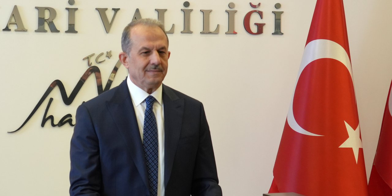 Hakkari’nin Valisi İbrahim Taşyapan görevine başladı