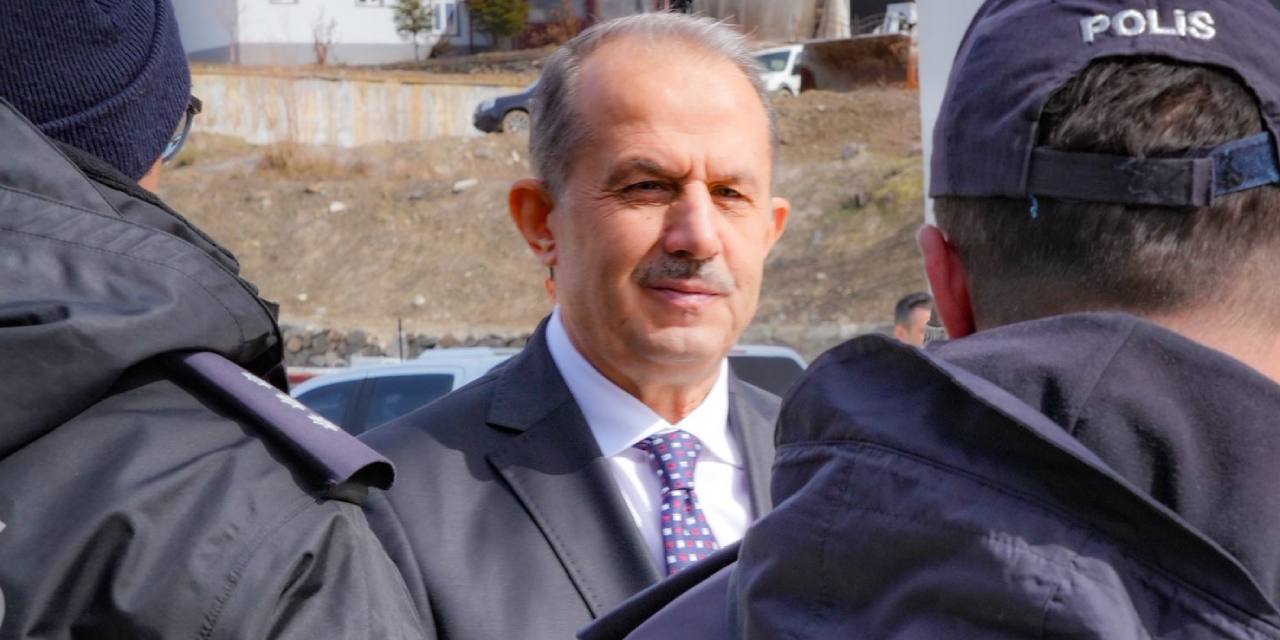 Hakkâri Valisi Taşyapan’dan Polis Haftası mesajı