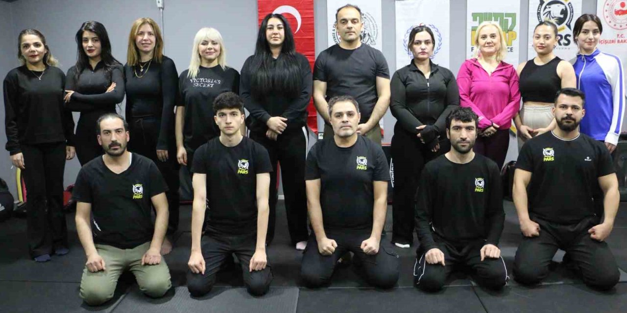 Kadınlar ’kendilerini savunmayı’ öğreniyor