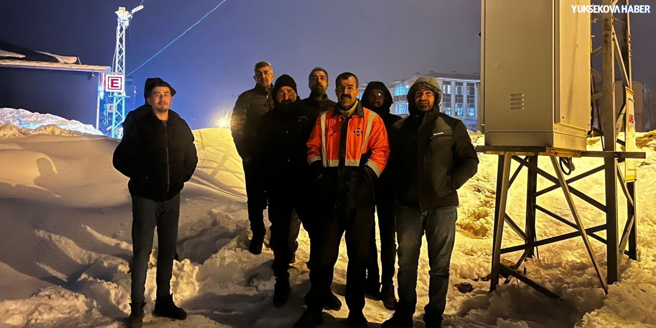 Yüksekova’da 70 haneli Akalın Küme Evleri’nde trafo yetersizliği iddiası