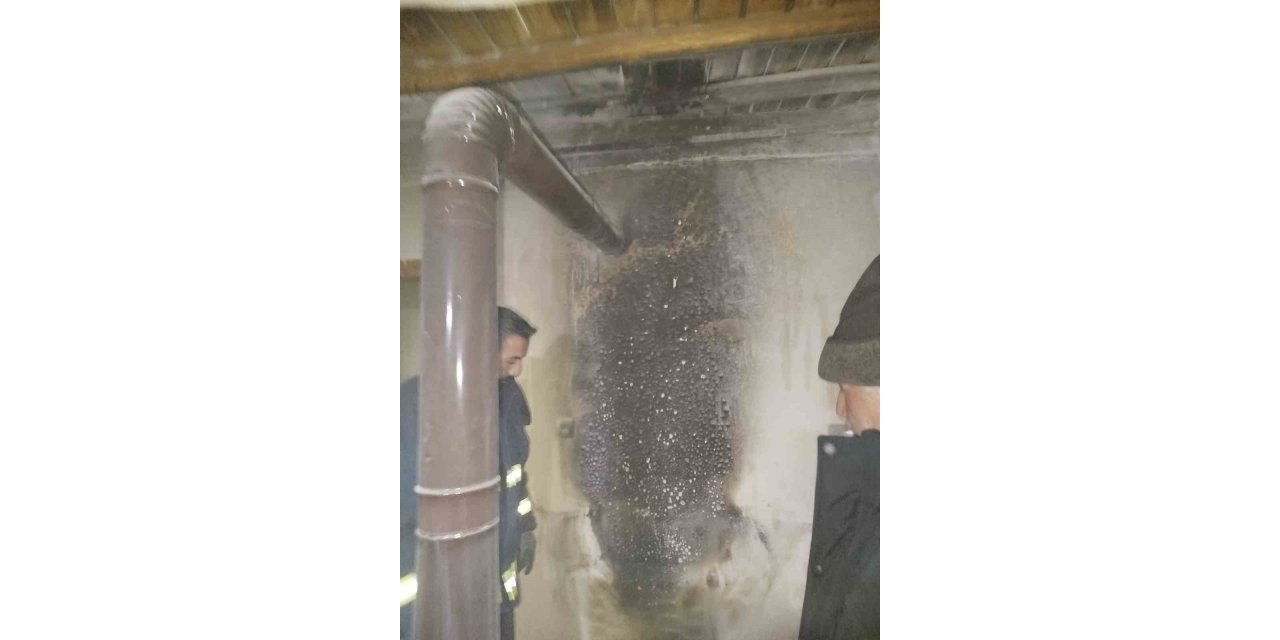 Van’da ev yangını