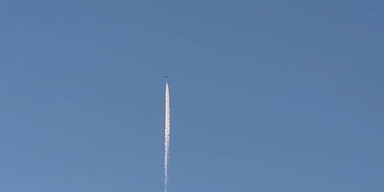 Savaş uçaklarından sınırda devriye uçuşu