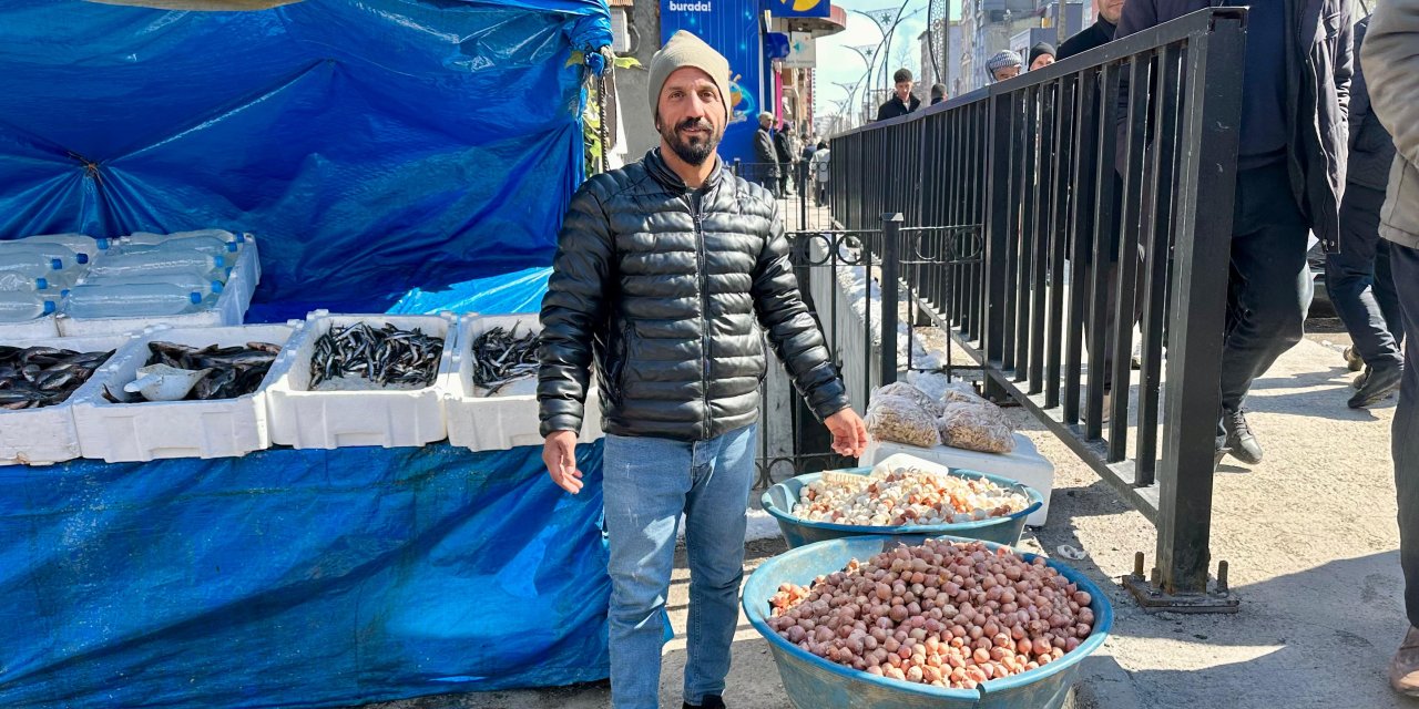 Yüksekova’dan ilçelere soğan tohumu