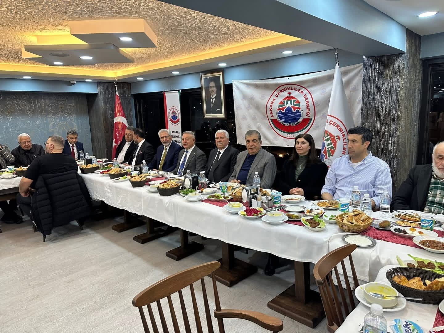 Ankara’da yaşayan Çermikliler iftar yemeğinde bir araya geldi