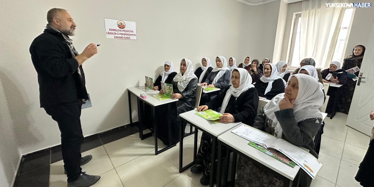 Yüksekova’da Kürtçe eğitimi için Zımangeh-Der açıldı