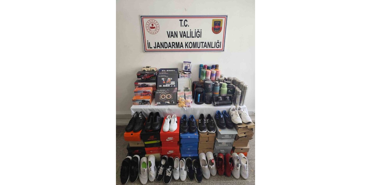 Van’da 209 parça kaçak eşya ele geçirildi