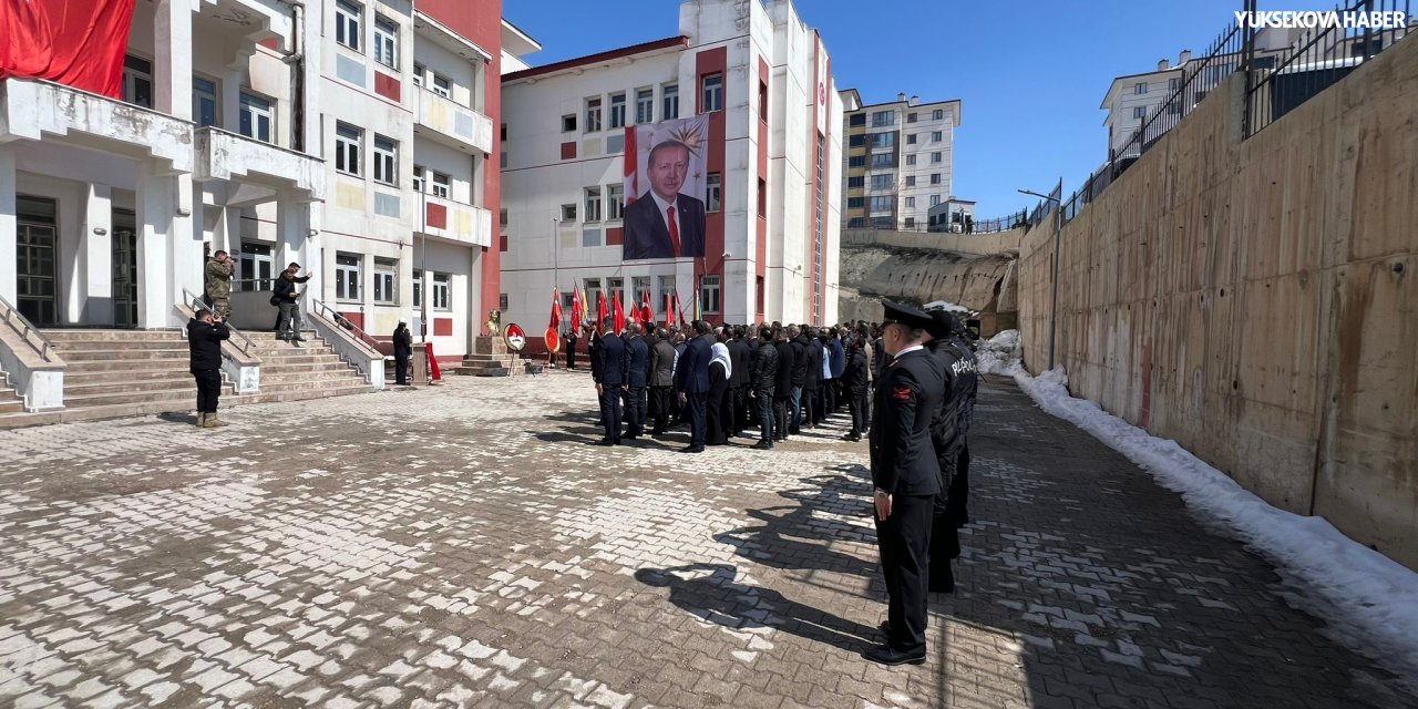 Yüksekova’da 18 Mart anma programı düzenlendi