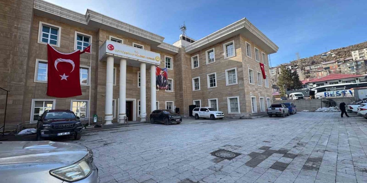 Beytüşşebap'ta 19 göçmen ve 3 organizatör yakalandı