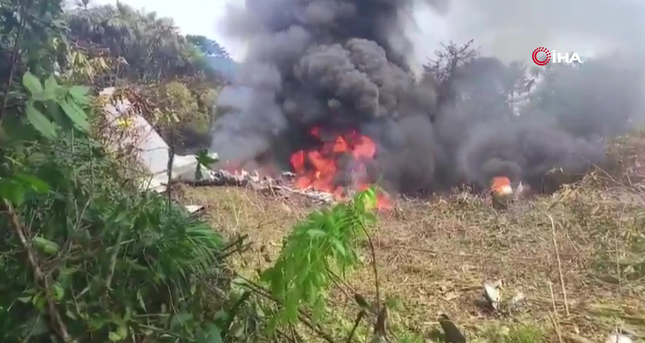 Kolombiya'da içerisinde 110 askerin bulunduğu uçak düştü