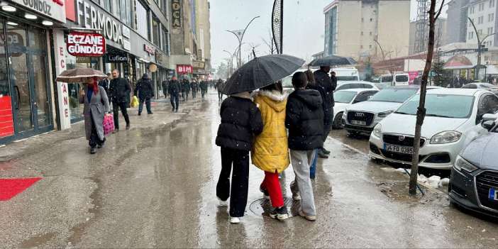 Hakkâri için kuvvetli yağış ve çığ uyarısı