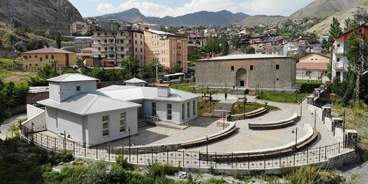 Meydan Medresesi’nde prodüksiyon çekimleri ücretli oldu