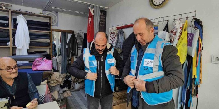 Adilcevazlı terzinin iğneyle dokuduğu hayat