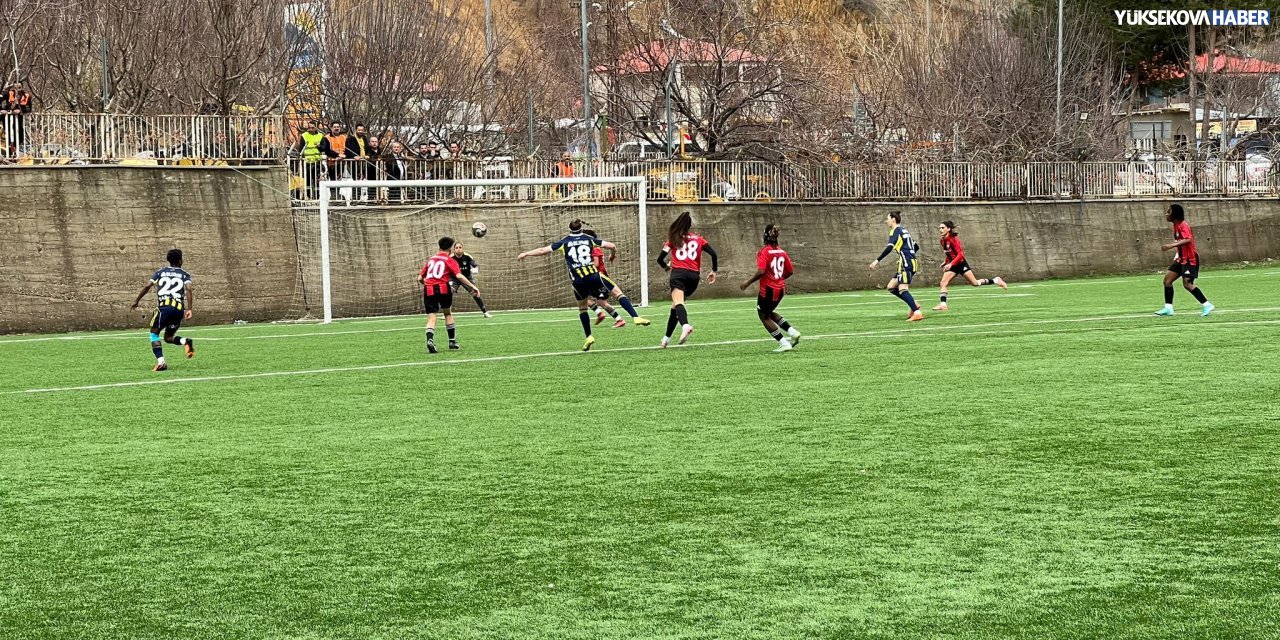 Yüksekova Spor, Fenerbahçe’ye 1-0 mağlup oldu