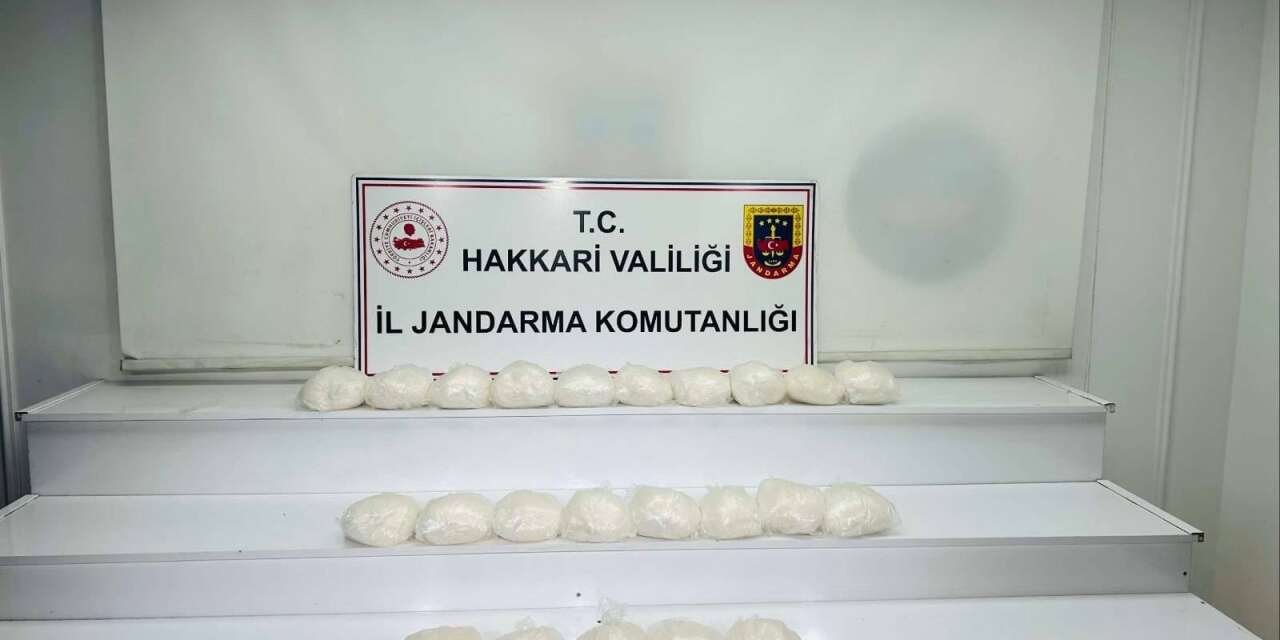 Yüksekova’da 22 kilo metamfetamin ele geçirildi