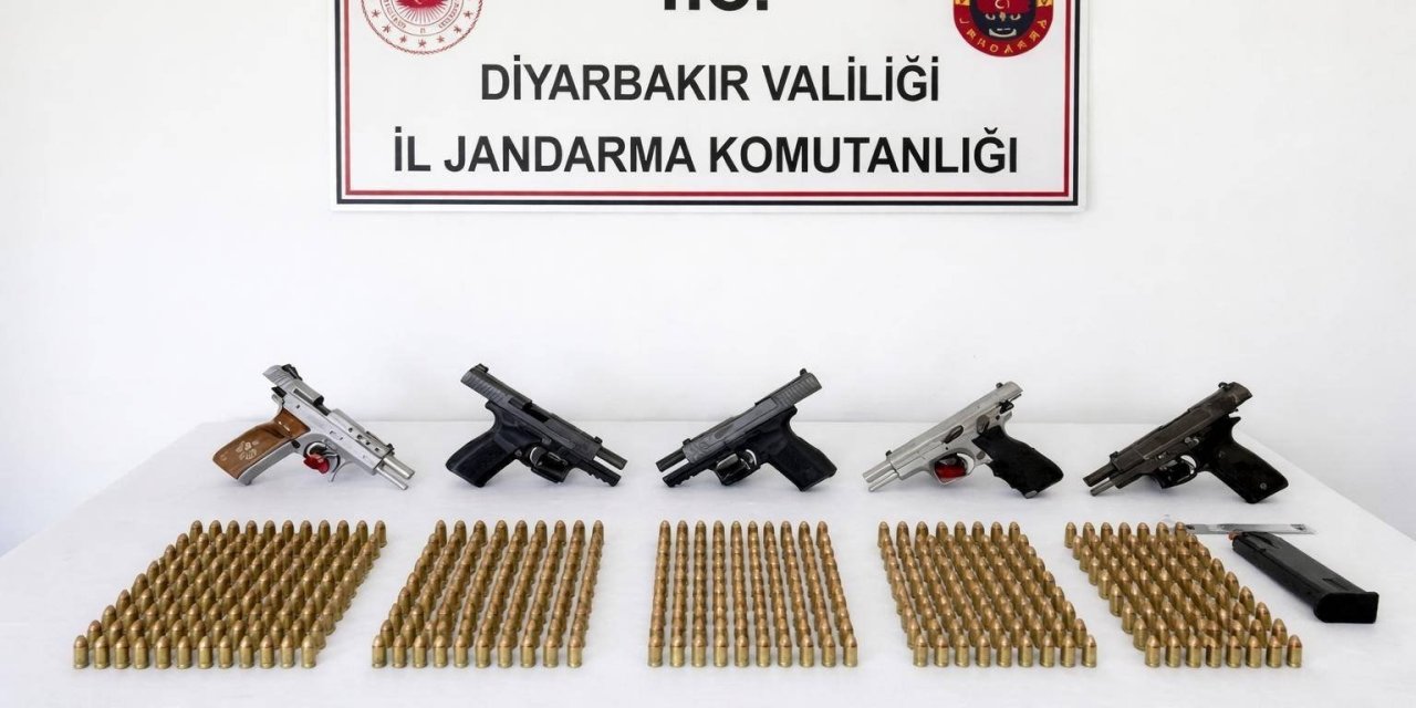 Diyarbakır’da silah kaçakçılığı operasyonu