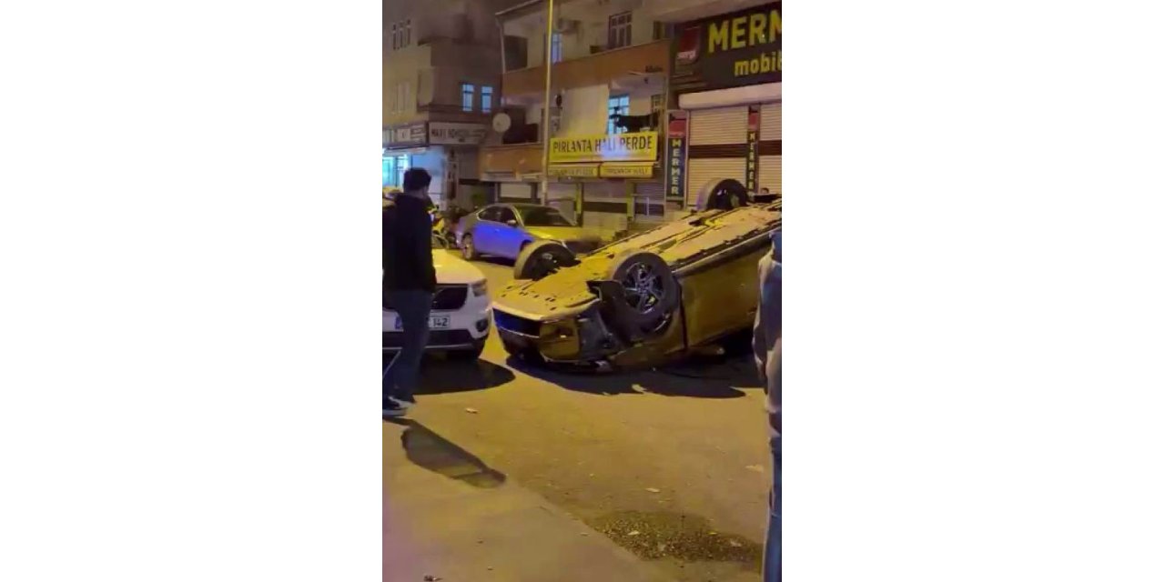Diyarbakır’da otomobil takla attı: 3 yaralı