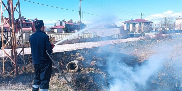 Van Edremit'te anız yangını