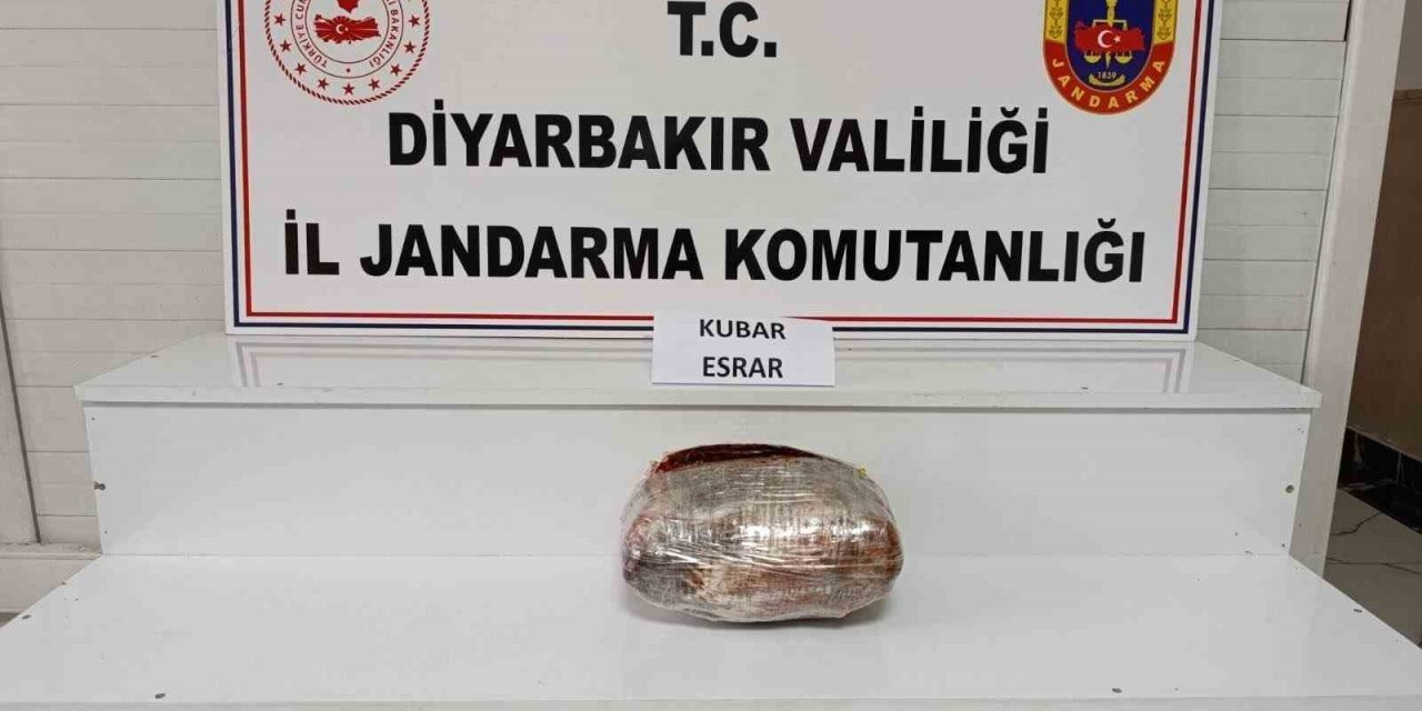 Diyarbakır’da 14 buçuk kilo uyuşturucu ele geçirildi