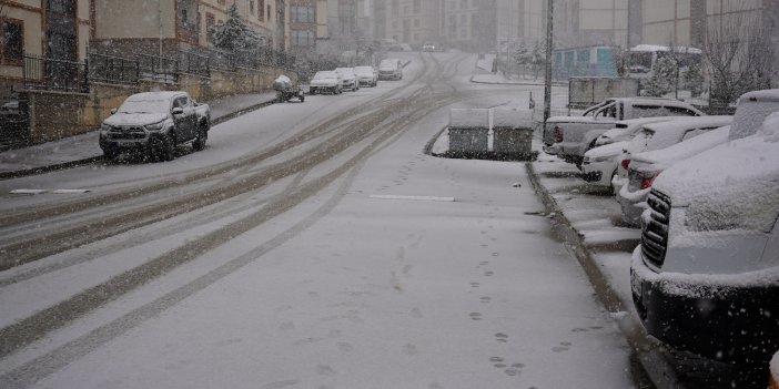 Şırnak’ta kar yağışı etkili oldu