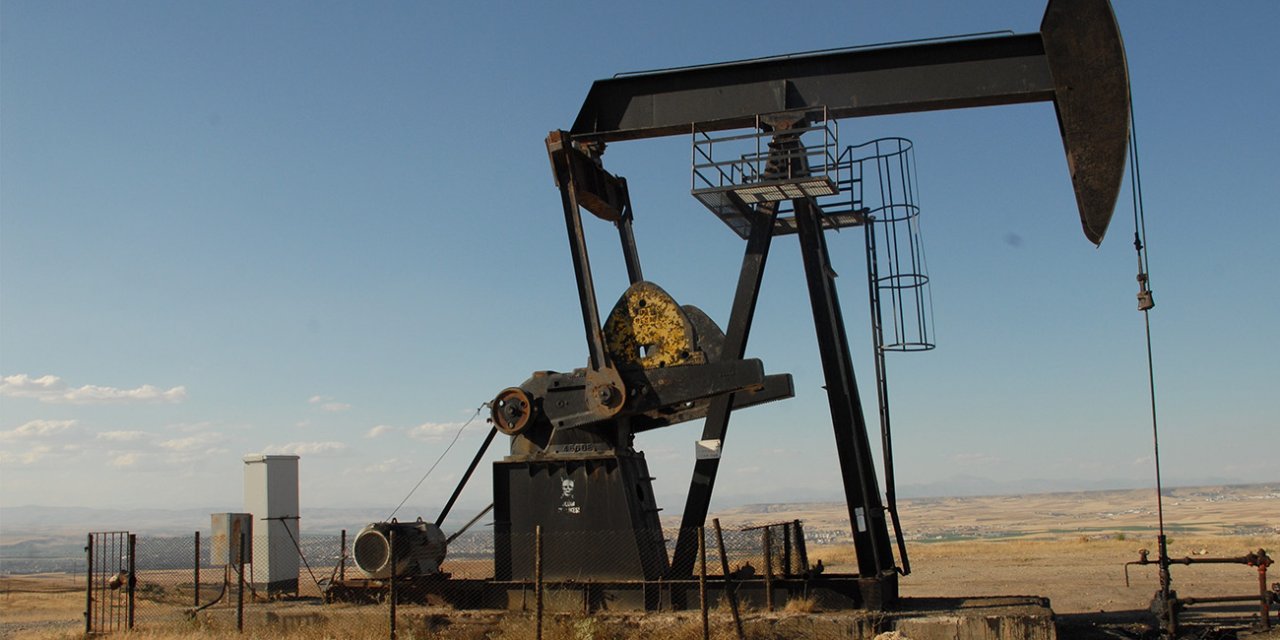 Brent petrol 100 doların altına geriledi