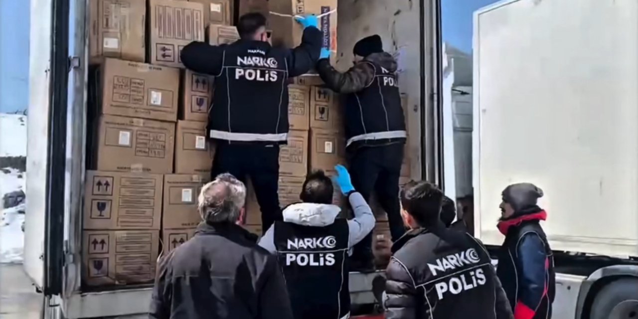 Yüksekova’da 211 kilogram uyuşturucu ele geçirildi