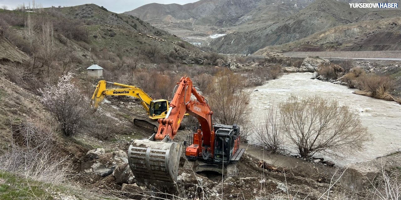 Hakkâri–Van yolunda alternatif yol çalışması başlatıldı