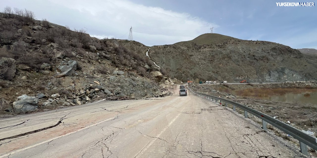 Hakkâri–Van yolu trafiğe kapatıldı