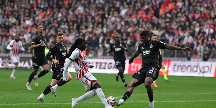 Beşiktaş deplasmanda Samsunspor'a mağlup oldu