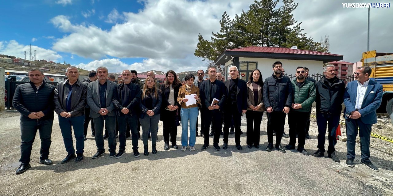 Yüksekova’da yol krizi açıklaması: “Yıllardır biriken ihmalin açık sonucudur”