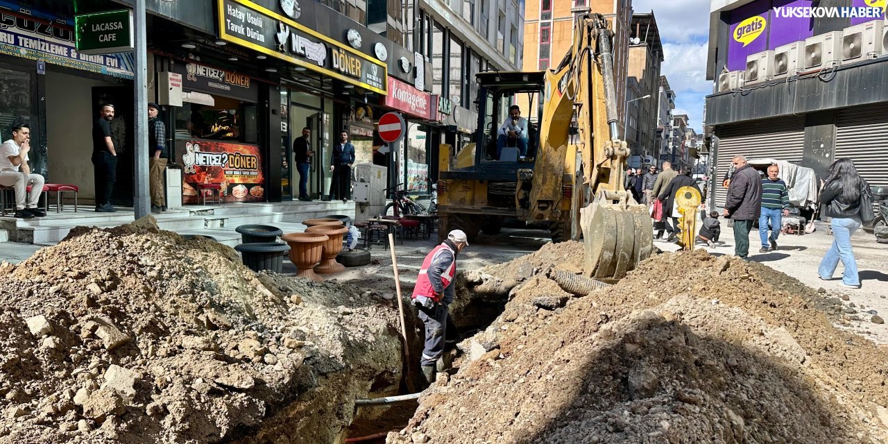 Yüksekova’nın Anafartalar Caddesi’nde altyapı çalışması tamamlandı