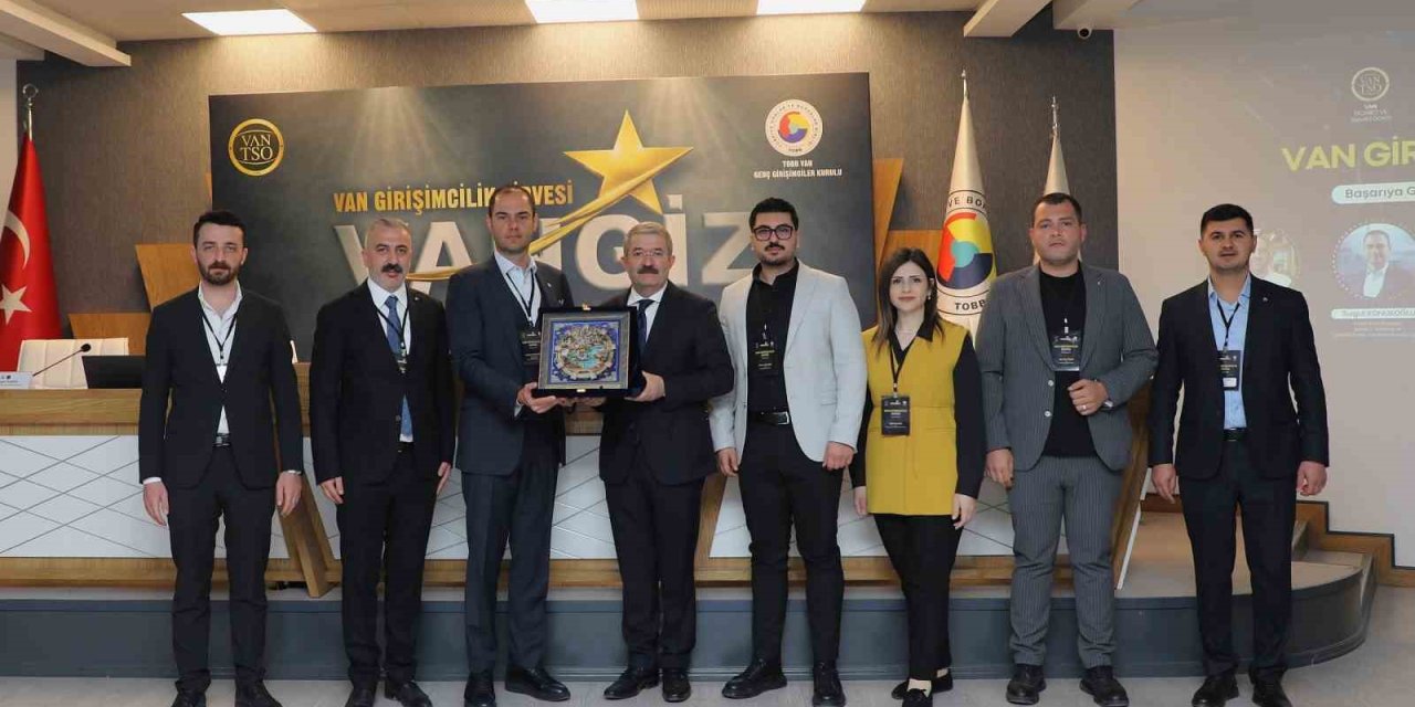 Van’da girişimcilik zirvesi düzenlendi