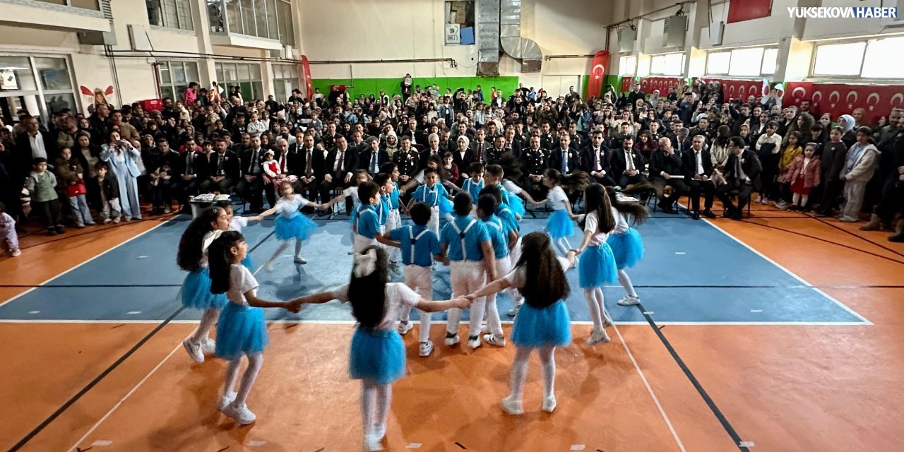 Yüksekova’da 23 Nisan programı düzenlendi