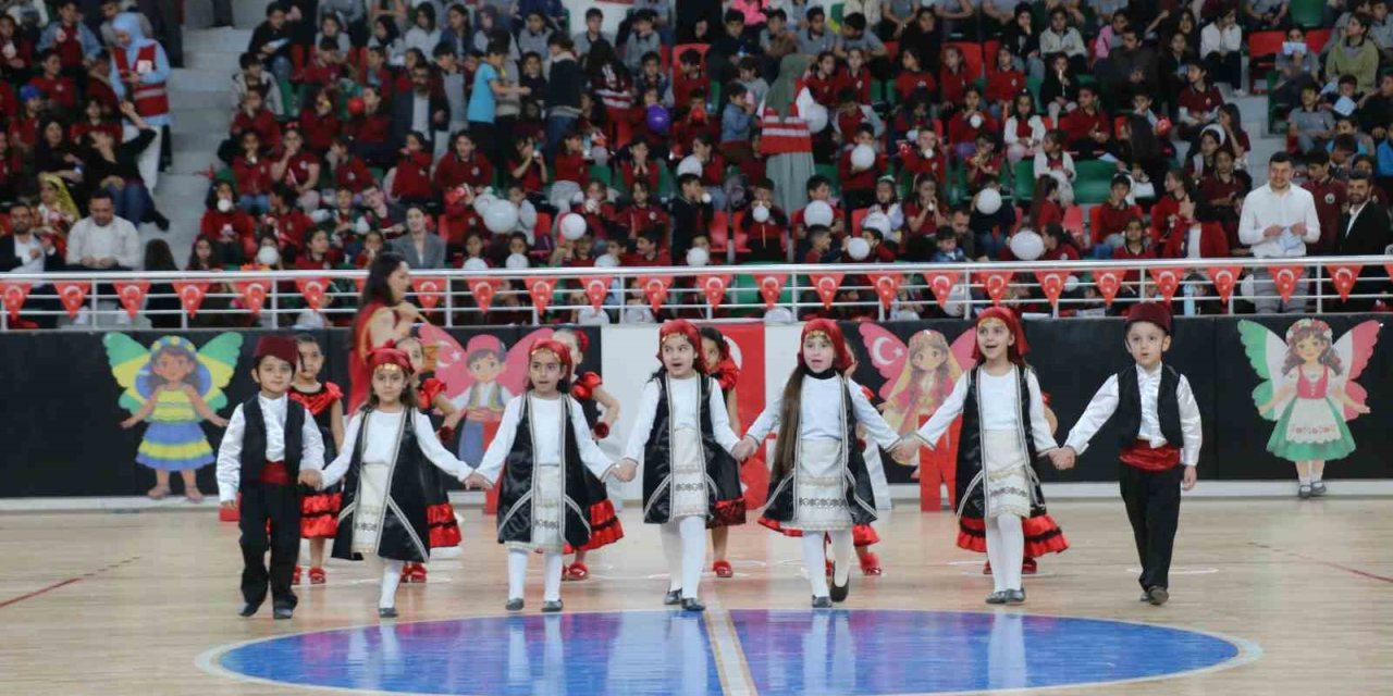 Cizre’de 23 Nisan kutlamaları