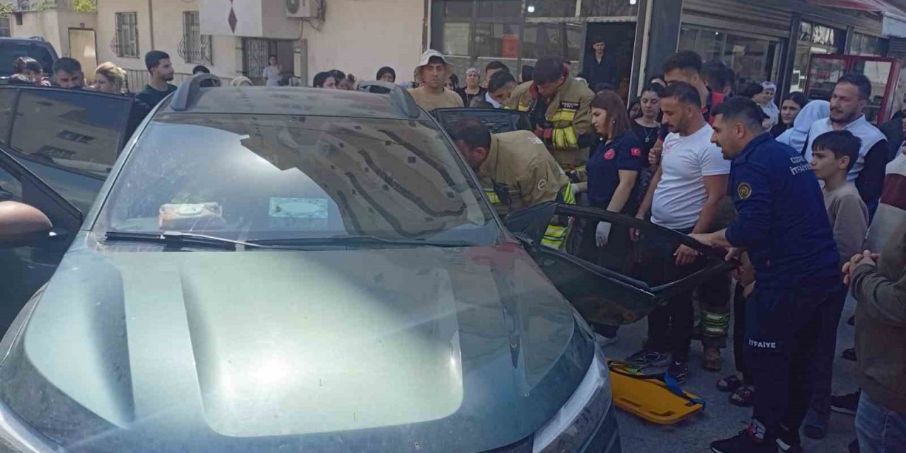 Cizre’deki kazada araçta sıkışan sürücüyü itfaiye kurtardı