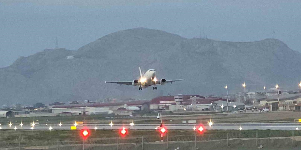 Van’da yakalanan düzensiz göçmenler sınır dışı edildi