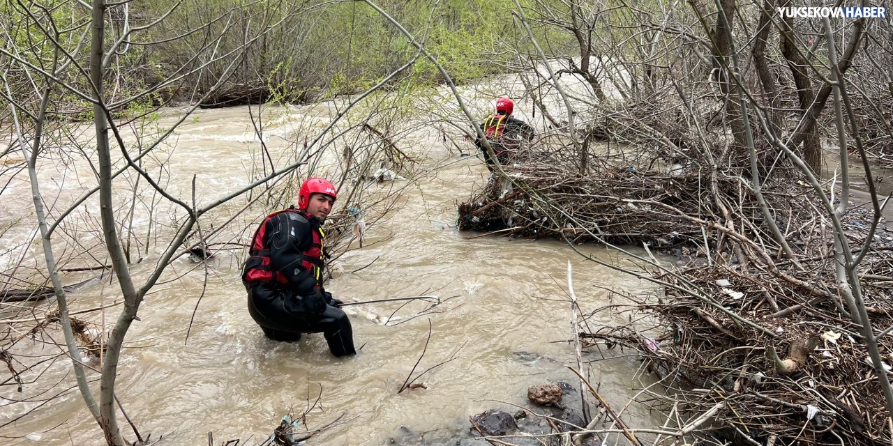 Şemdinli’de kaybolan çocuğu arama çalışmaları üçüncü gününde de sonuçsuz kaldı