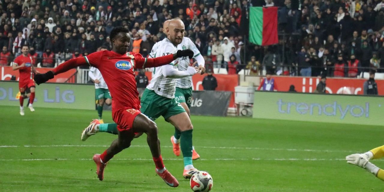 Amedspor Süper Lig’e yükseldi