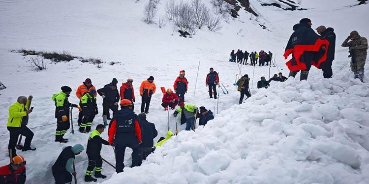 4 ay önce çığ altında kalan çoban için yeniden başlatılan arama çalışmaları 2’nci gününde