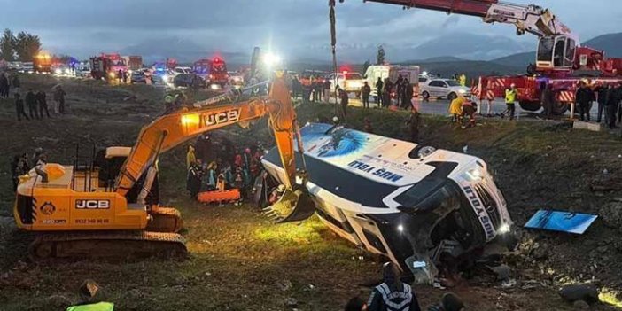 Malatya’da otobüs devrildi: 3 ölü, 41 yaralı