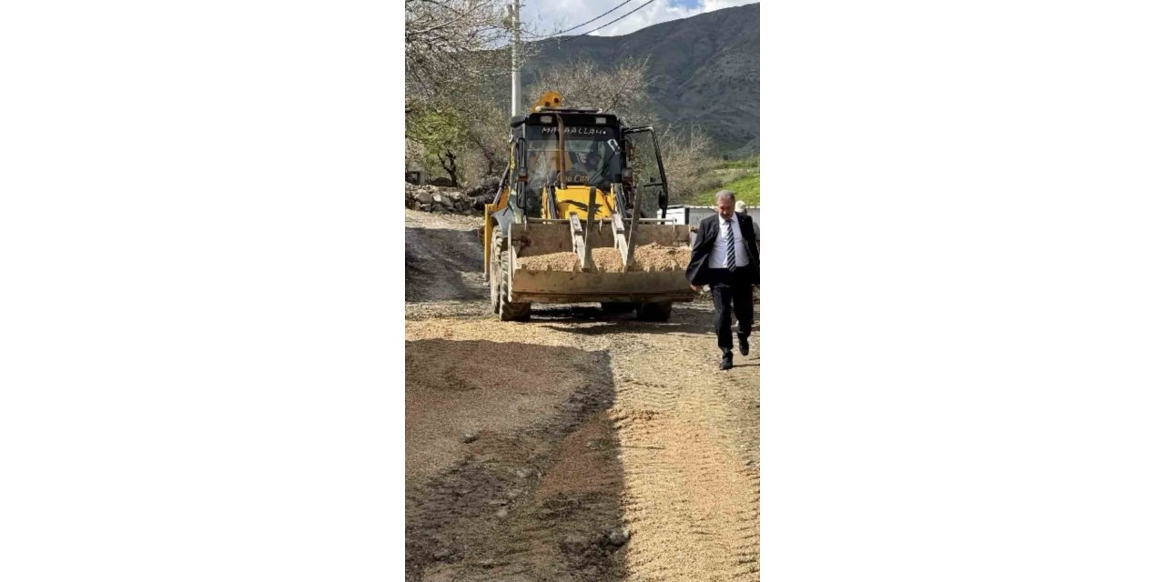 Çüngüş’te yol yapım çalışmaları sürüyor