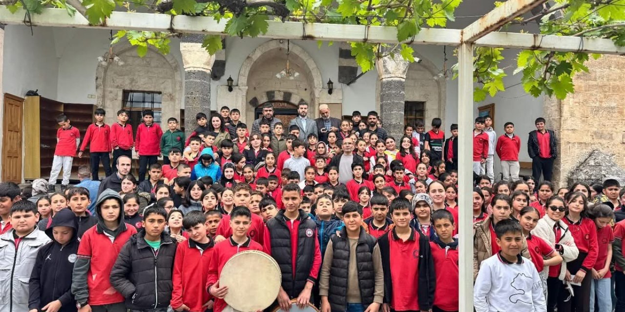 Çermik’te öğrenciler camide bir araya geldi
