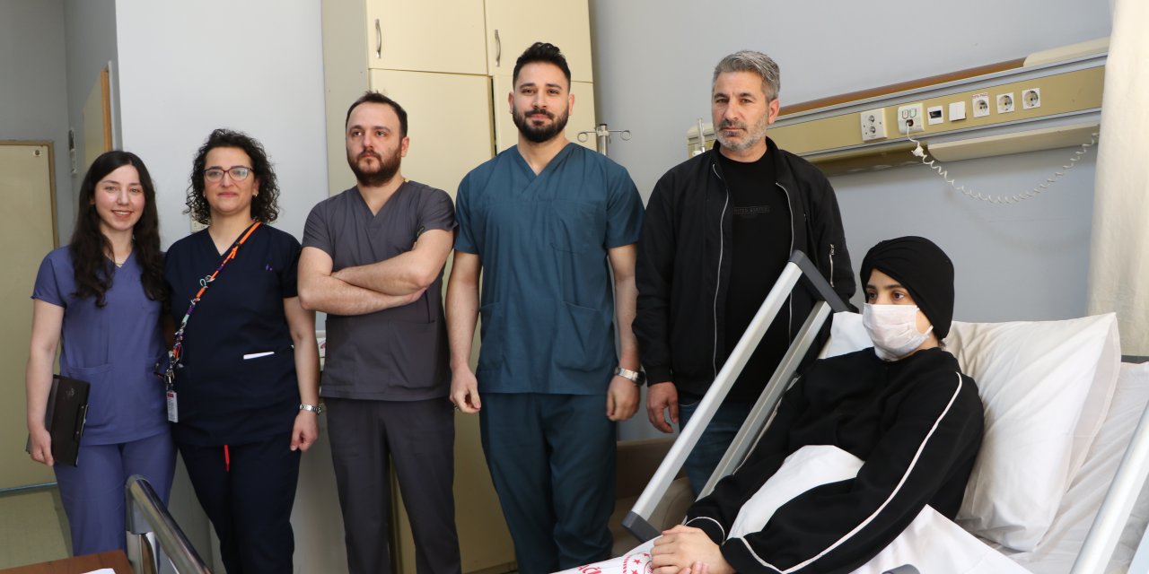 Van'da 35 haftalık hamileye eş zamanlı sezaryen ve beyin tümörü ameliyatı
