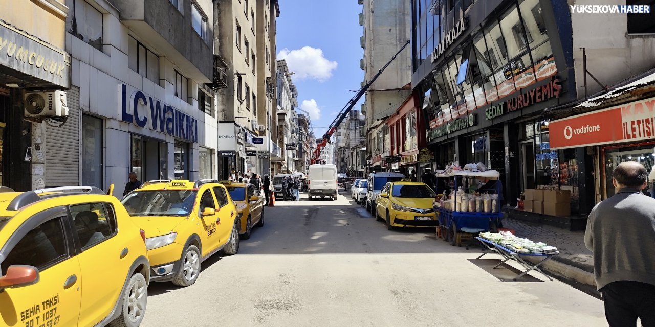 Nedim Zeydan Caddesi 5 gün trafiğe kapatılacak